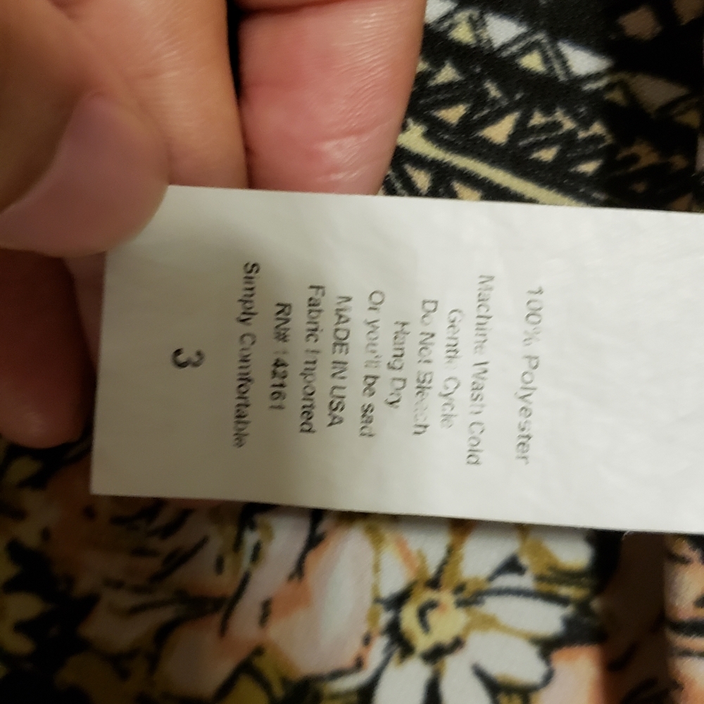 Lularoe - Picture 3 of 3